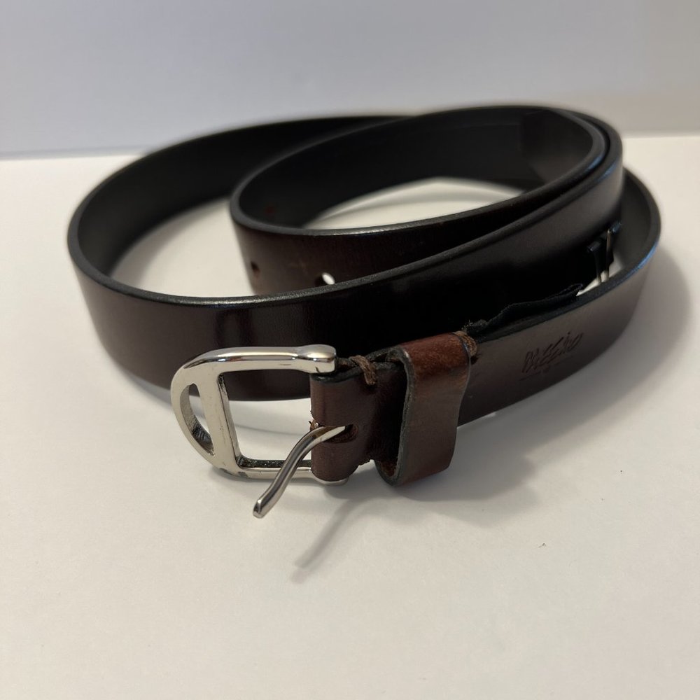 Mossimo women’s brown leather belt with stirrup buckle